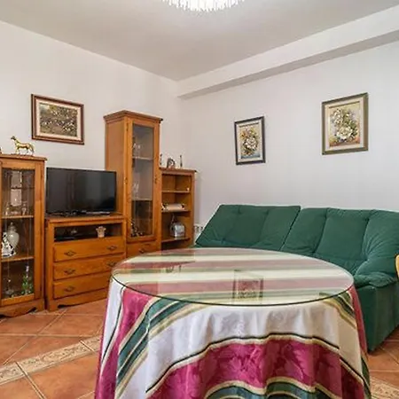 1- Con Piscina Climatizada El Campillo (Almeria)