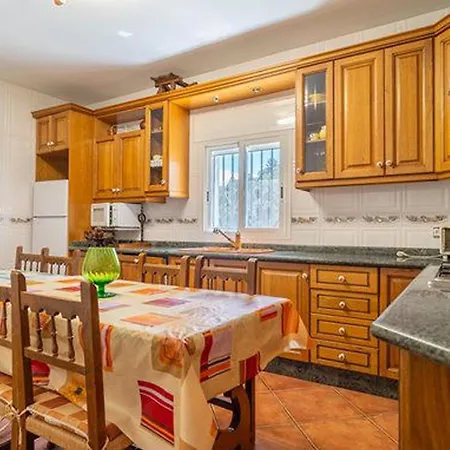 Holiday home 1- Con Piscina Climatizada *